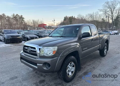 2009 Toyota Tacoma from USA, damaged, VIN 5TEUX42N19Z668884